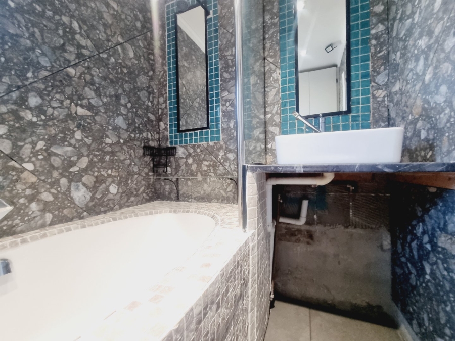 2 Bedroom Property for Sale in Parklands Western Cape